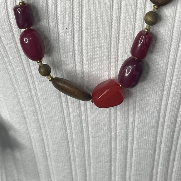 Sonoma beaded necklace signed costume jewelry chunky red brown resin wooden beea - Picture 2 of 9
